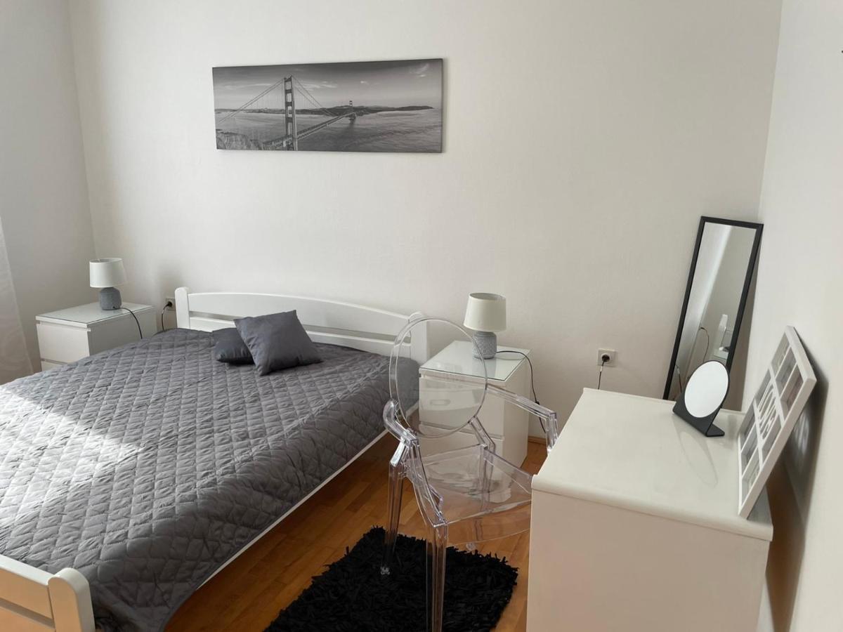 לאבין Apartment Greta מראה חיצוני תמונה