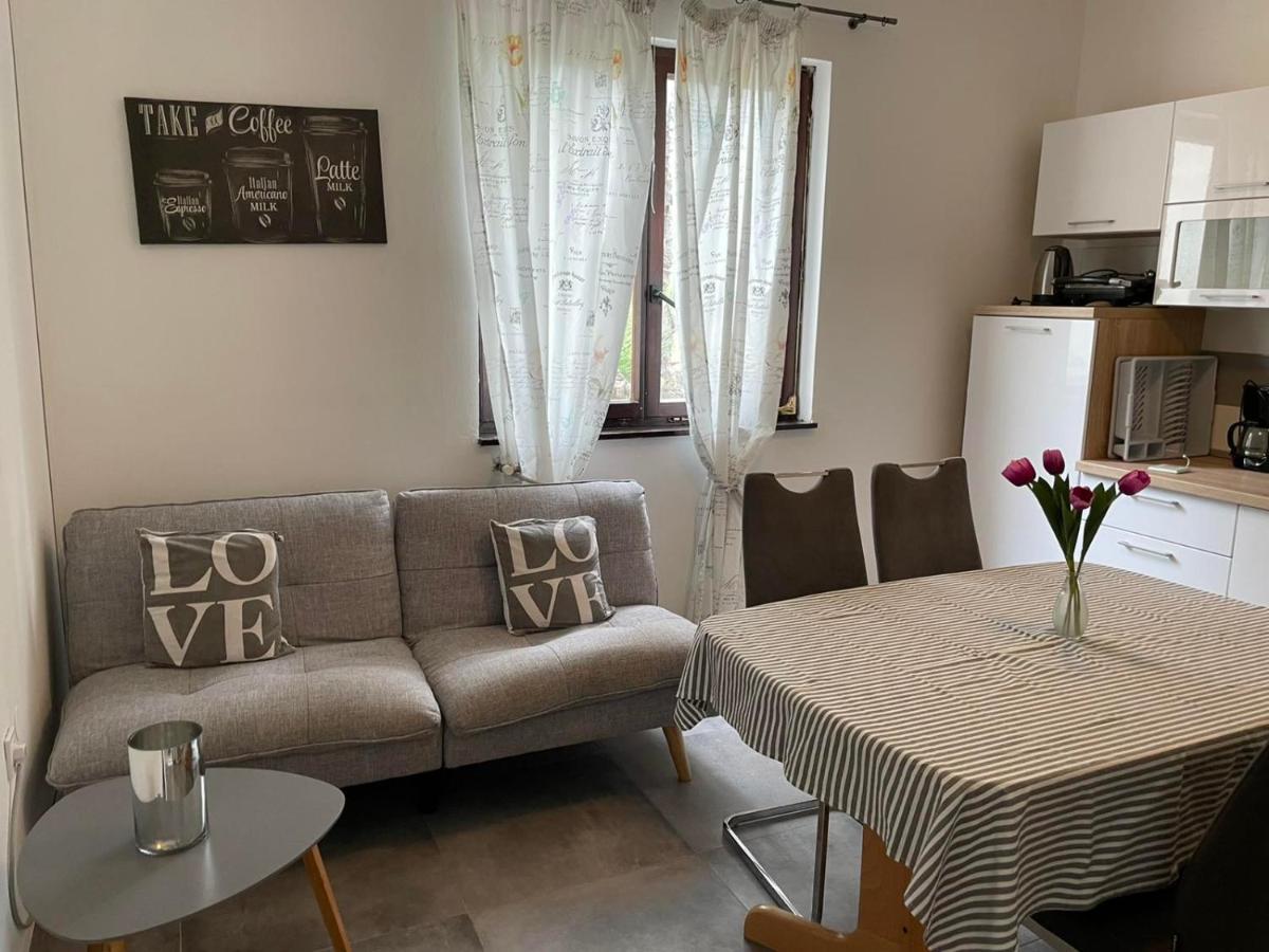 לאבין Apartment Greta מראה חיצוני תמונה
